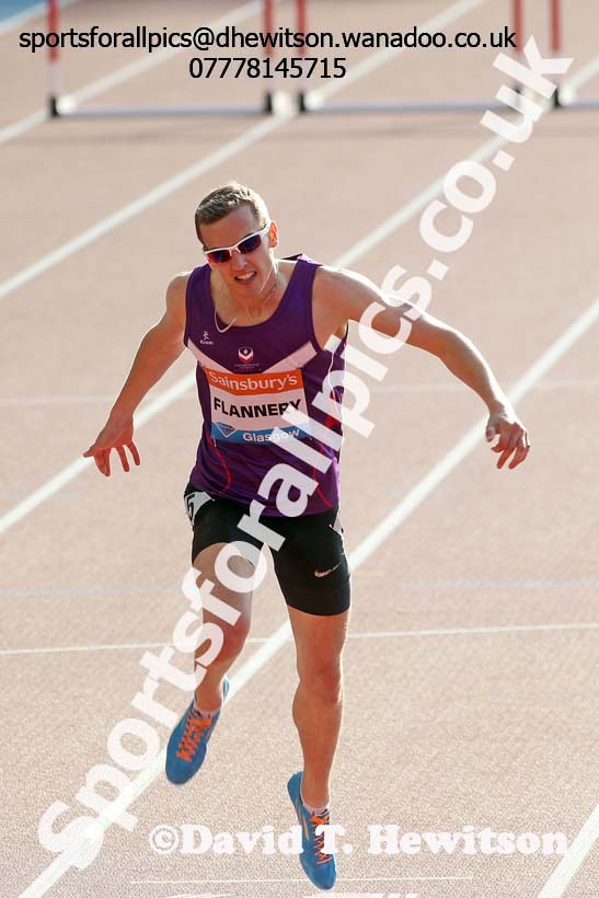 Niall Flannery, 400 metres hurdles at the Glasgow Diamond League. Photo: David T. Hewitson/Sports for All Pics